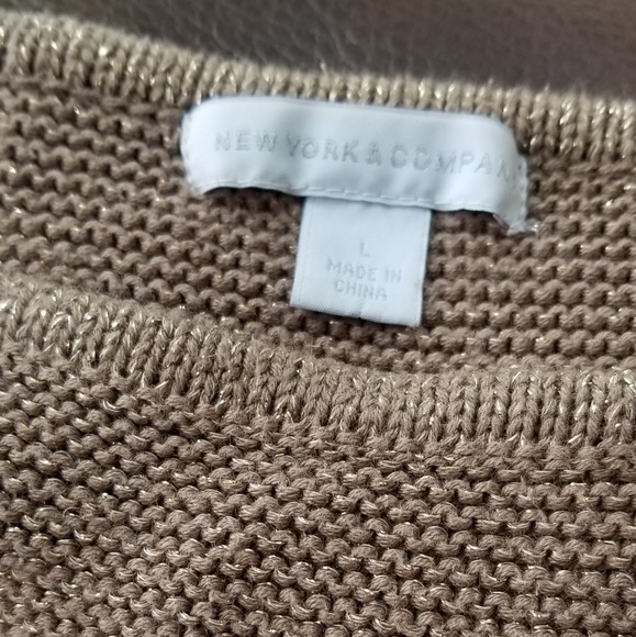 Sweater - Picture 3 of 7